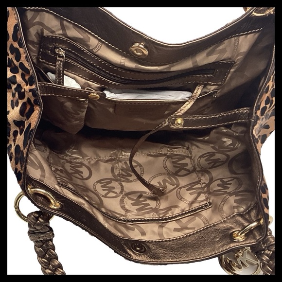 🔥 Michael Kors Rare Calf Hair Leopard Double-Leather Strap Hobo — Luxe & Mint! - Picture 12 of 13